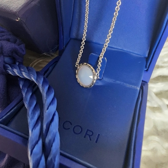 Tacori SN20403 Classic Rock Crescent Station Necklace featuring Chalcedony - Picture 7 of 8